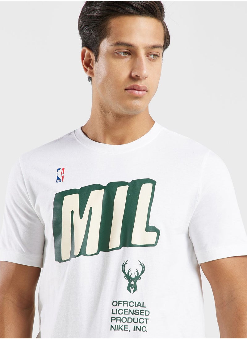 Nike - Milwaukee Bucks Essential Block T-Shirt - Image 1