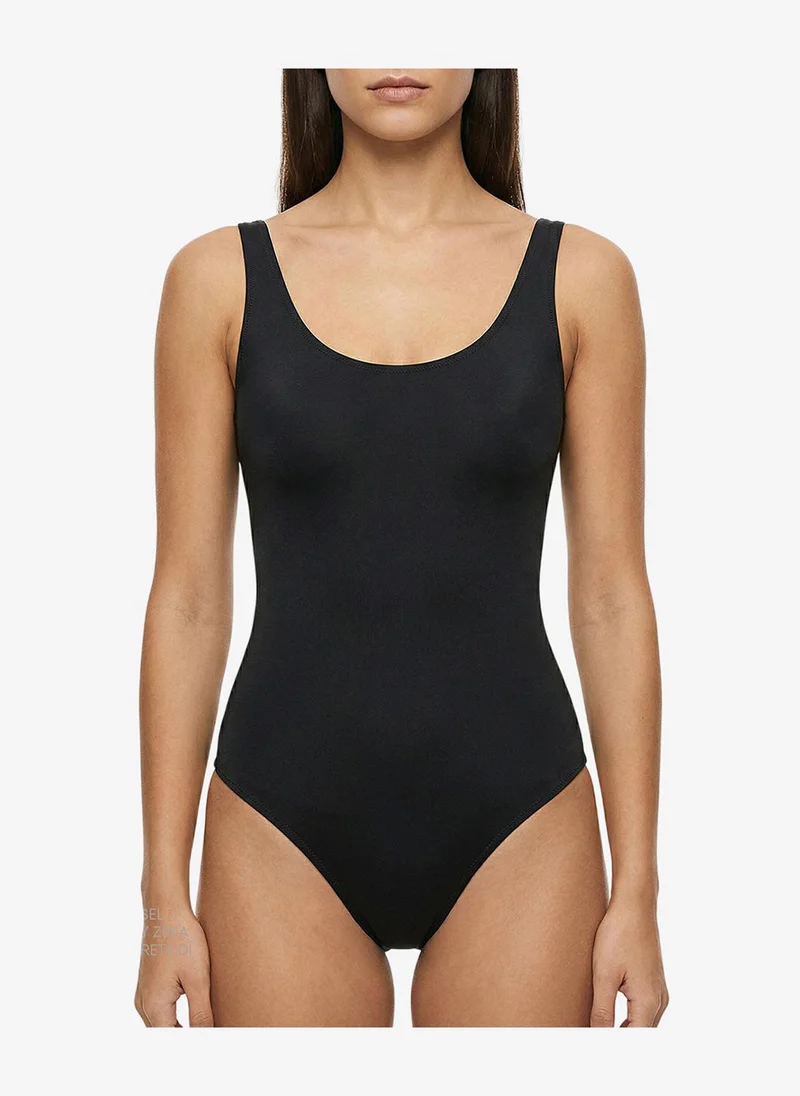 بنتي Women Sport Black Swimsuit