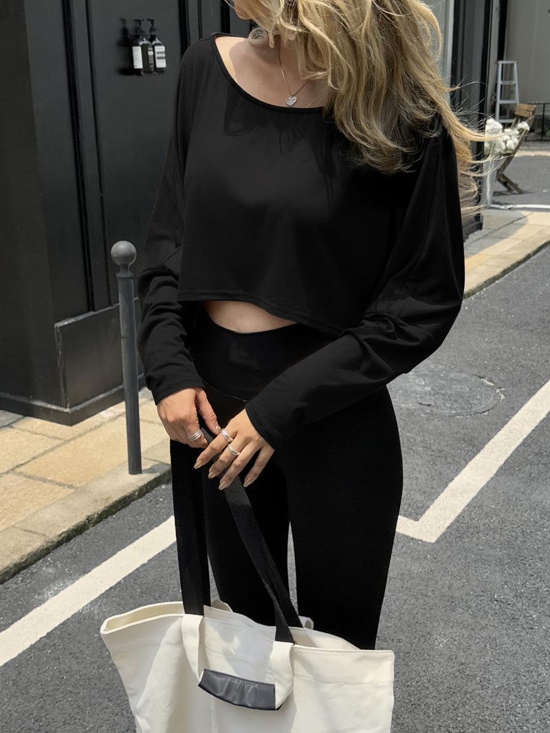 Fisoew Womens Off The Shoulder Cropped Tops Batwing Long Sleeve Loose Fit Summer Boat Neck Workout T Shirts Black - Image 4