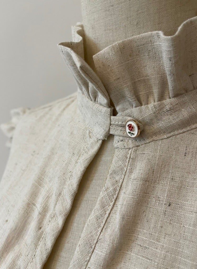 SOLOBUY Linen Dress, Light Beige, Cotton Lining, Ruffle Collar, Slits, Loose Fit, Ruffle Sleeves  - Image 4
