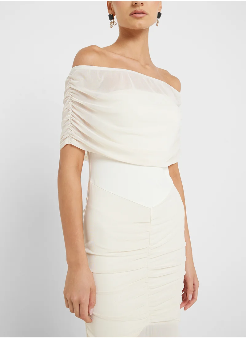 جينجر Off Shoulder Ruched Detail Sheer Maxi Dress