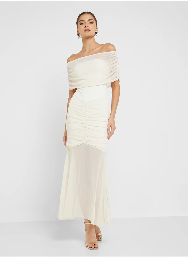 جينجر Off Shoulder Ruched Detail Sheer Maxi Dress