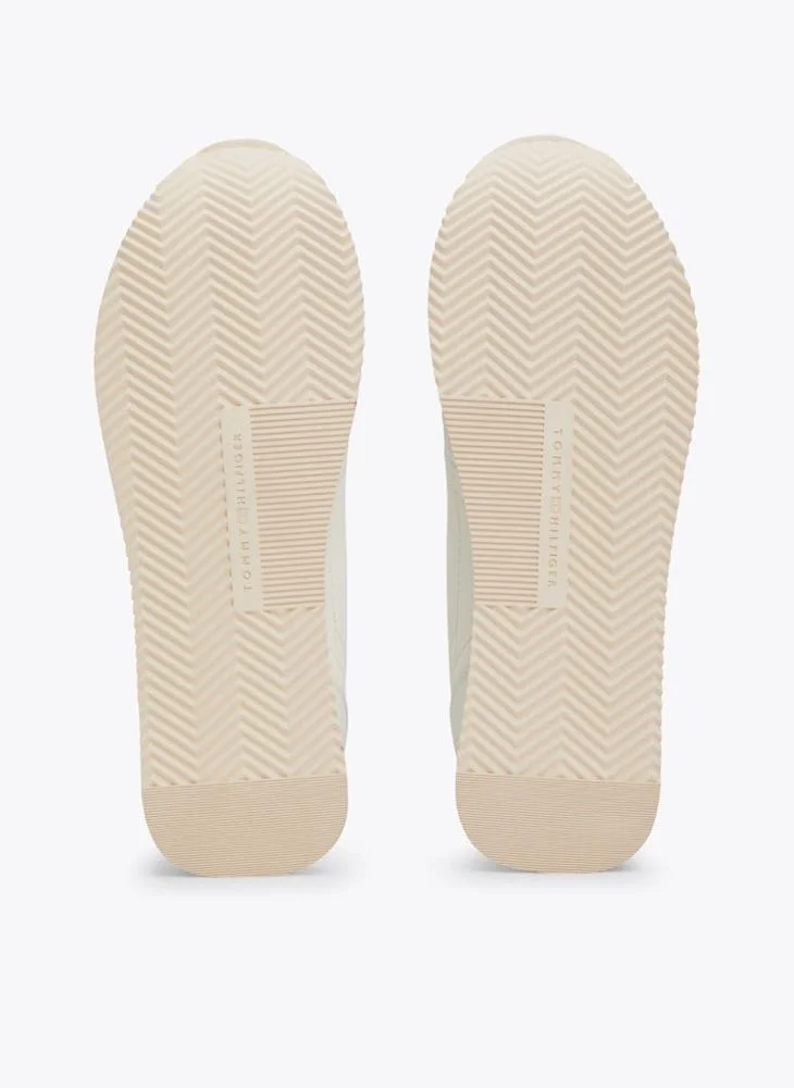 TOMMY HILFIGER Lace Up Low Top Sneakers