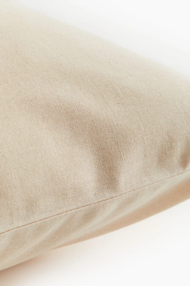 اتش اند ام غطاء وسادة مزين بطبعة