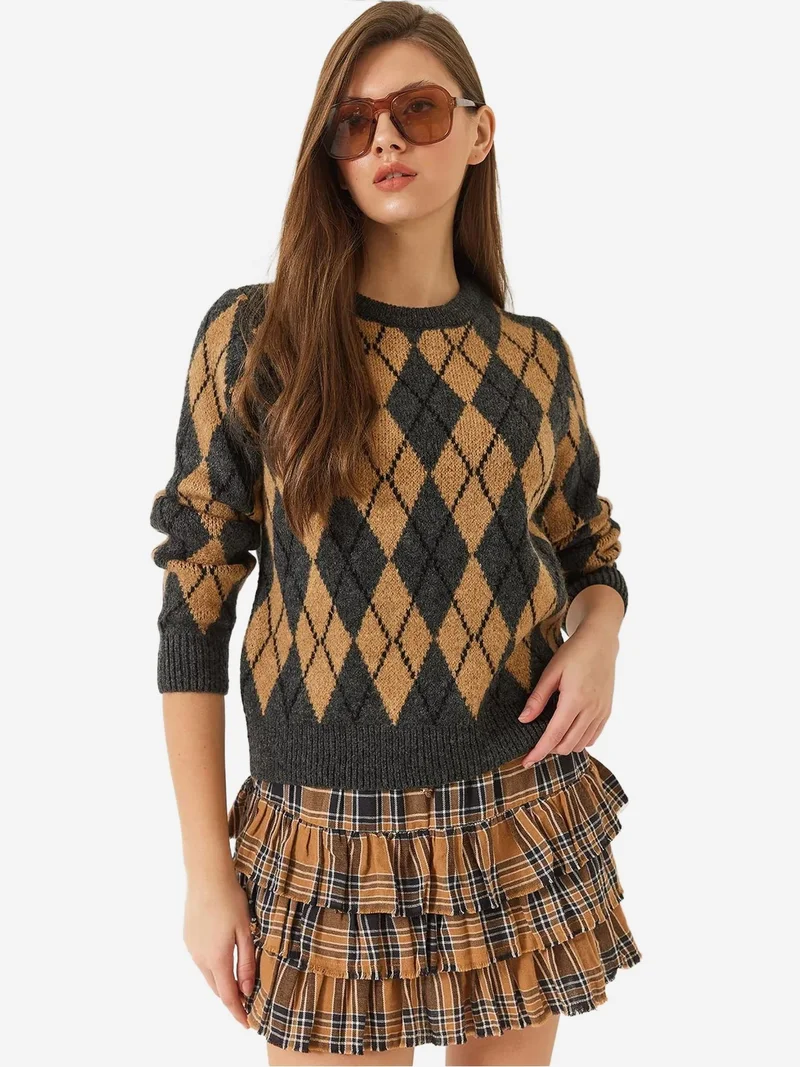 Bianco Lucci Multicolor LUCCI Baklava Pattern Crew Neck Knitted Sweater for Women | Best Price UAE