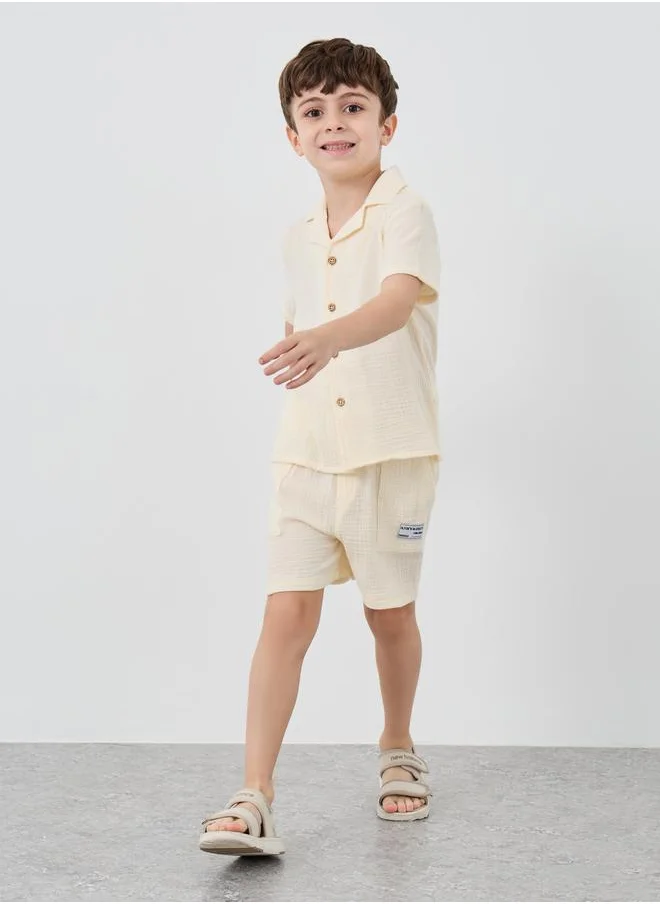 Styli Styli Textured Buttoned Short Sleeve Shirt