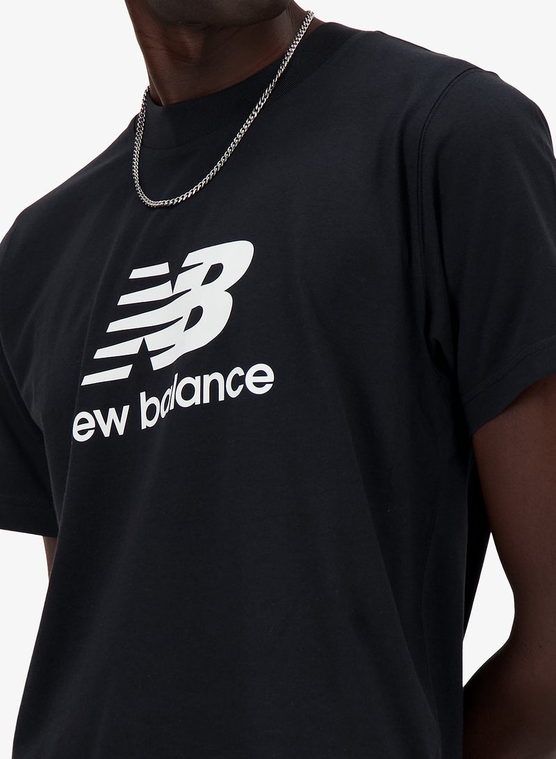 نيو بالانس تي شيرت بشعار أساسي - Image 4