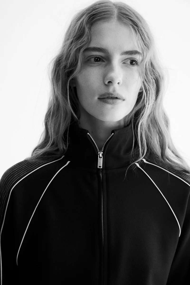 اتش اند ام جاكيت رياضي