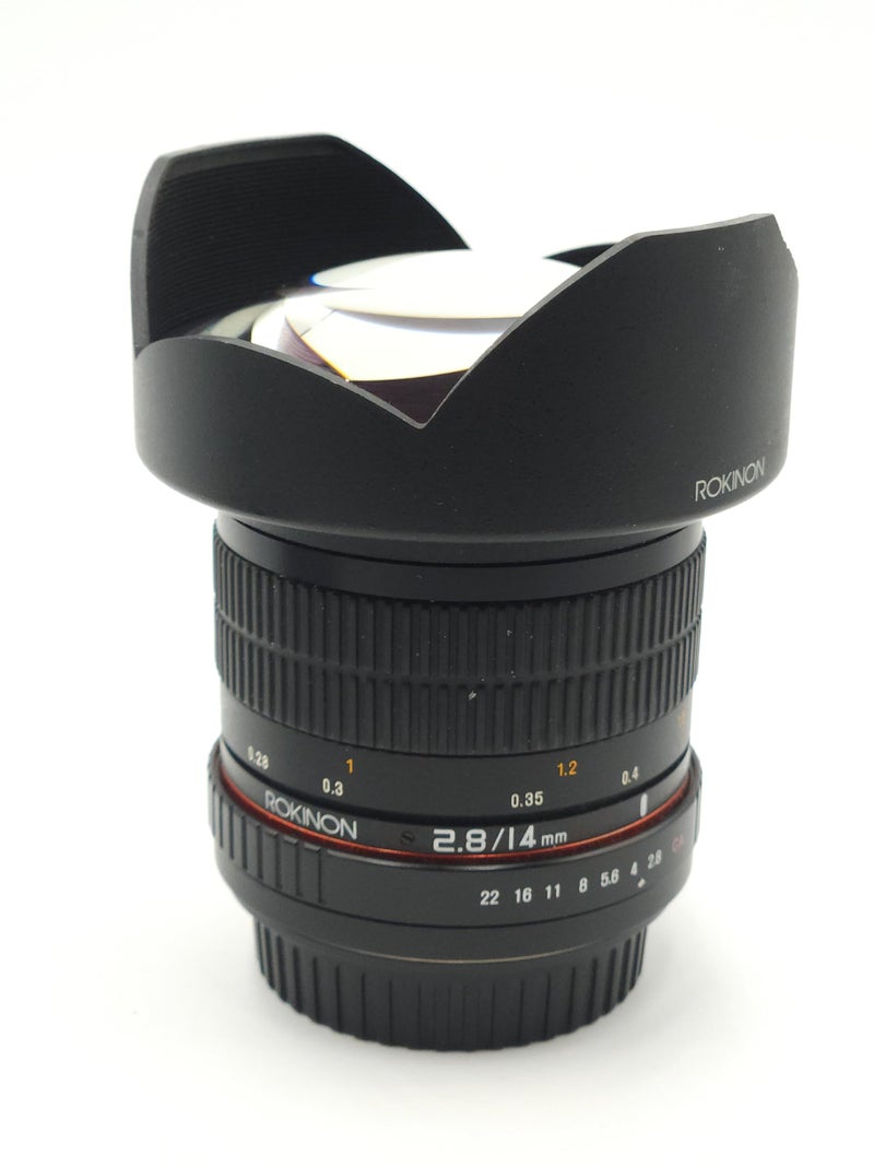 Samyang 14mm F28 Full Frame Ultra Wide Angle Lens for CanonEF BuiltIn AE Chip Manual Focus Low Distortion Wide Aperture Petal Hood One Size Black - Image 2