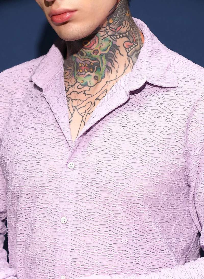 Campus Sutra Men's Lavender Dunes-Tactile Shirt For Casual Wear | Spread Collar | Long Cuffed Sleeves | Button Closure | Shirt Crafted With Comfort Fit For Everyday Wear