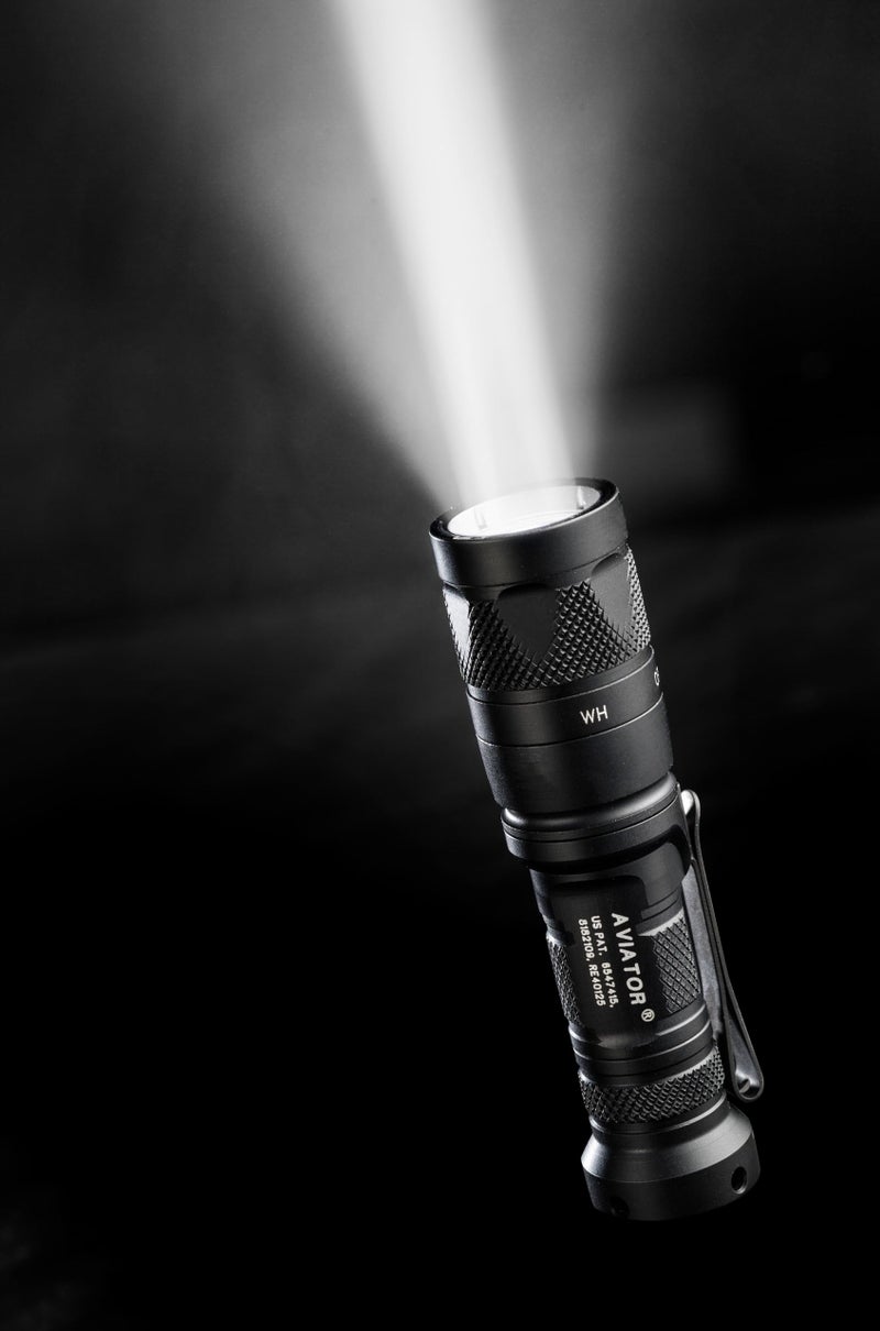SureFire Aviator Flashlights with Dual Output Multi-Spectrum LED, White/Red (Aviator-RD) - Image 3