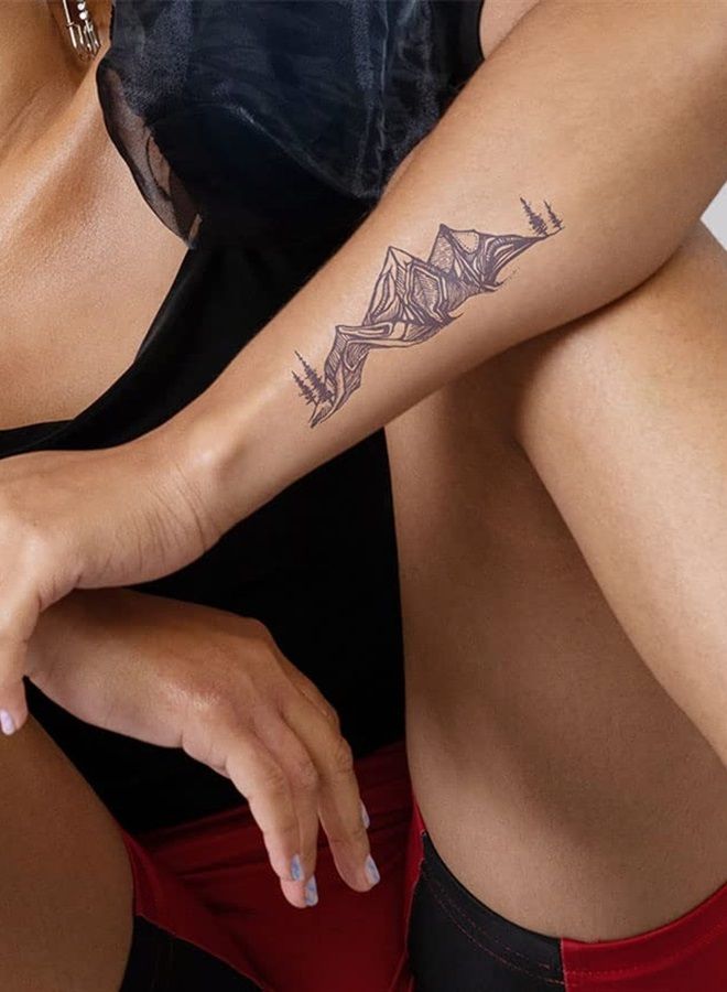 Inkbox Temporary Tattoos, Semi-Permanent Tattoo, One Premium Easy Long Lasting, Water-Resistant Temp Tattoo with For Now Ink - Lasts 1-2 Weeks, Born to Roam, 5 x 2 in