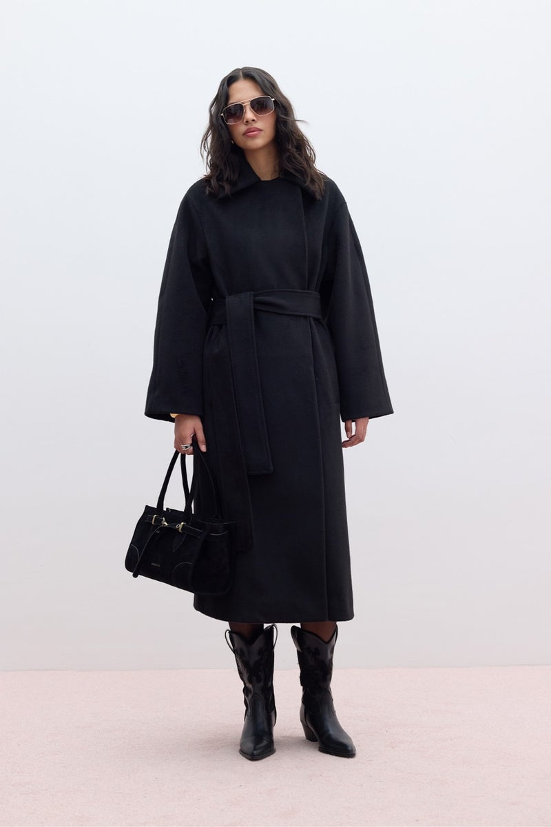 Manuka Plain Closure Cashmere Coat Black  - Image 2