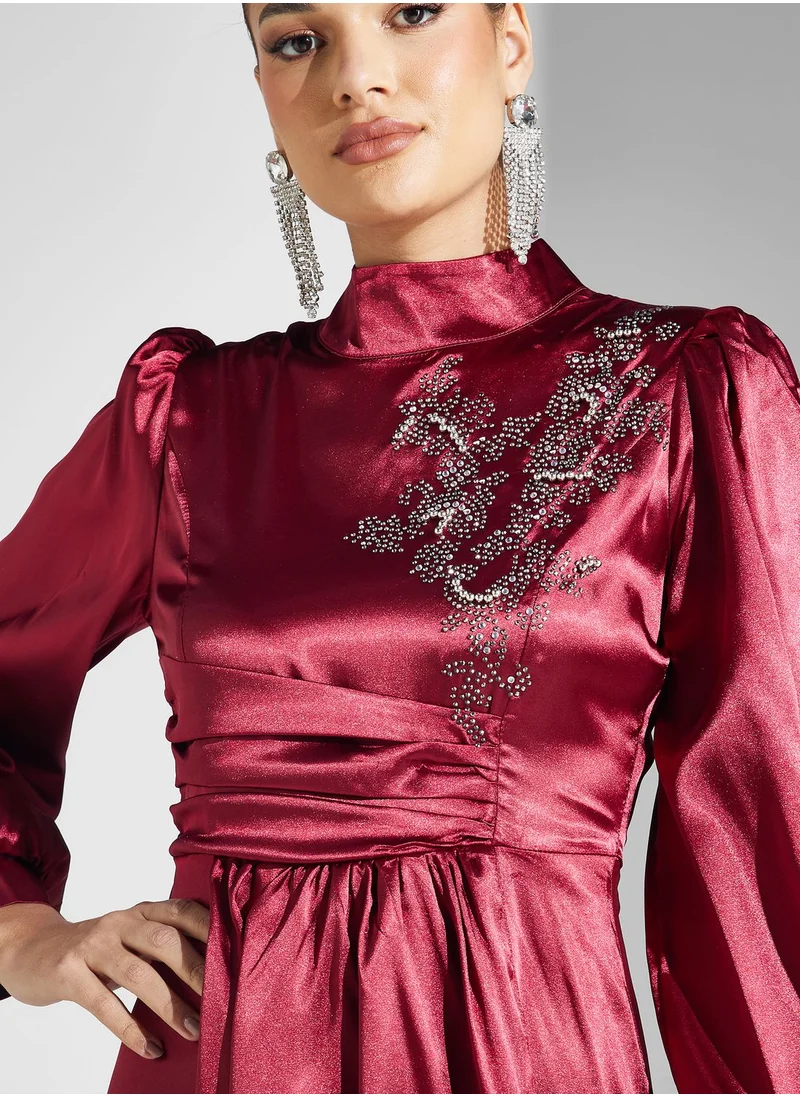 Khizana Embroidered Detail Shimmer Dress