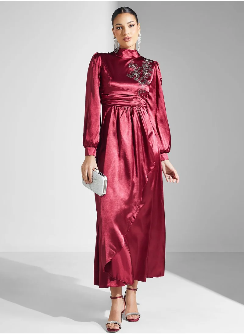 Khizana Embroidered Detail Shimmer Dress