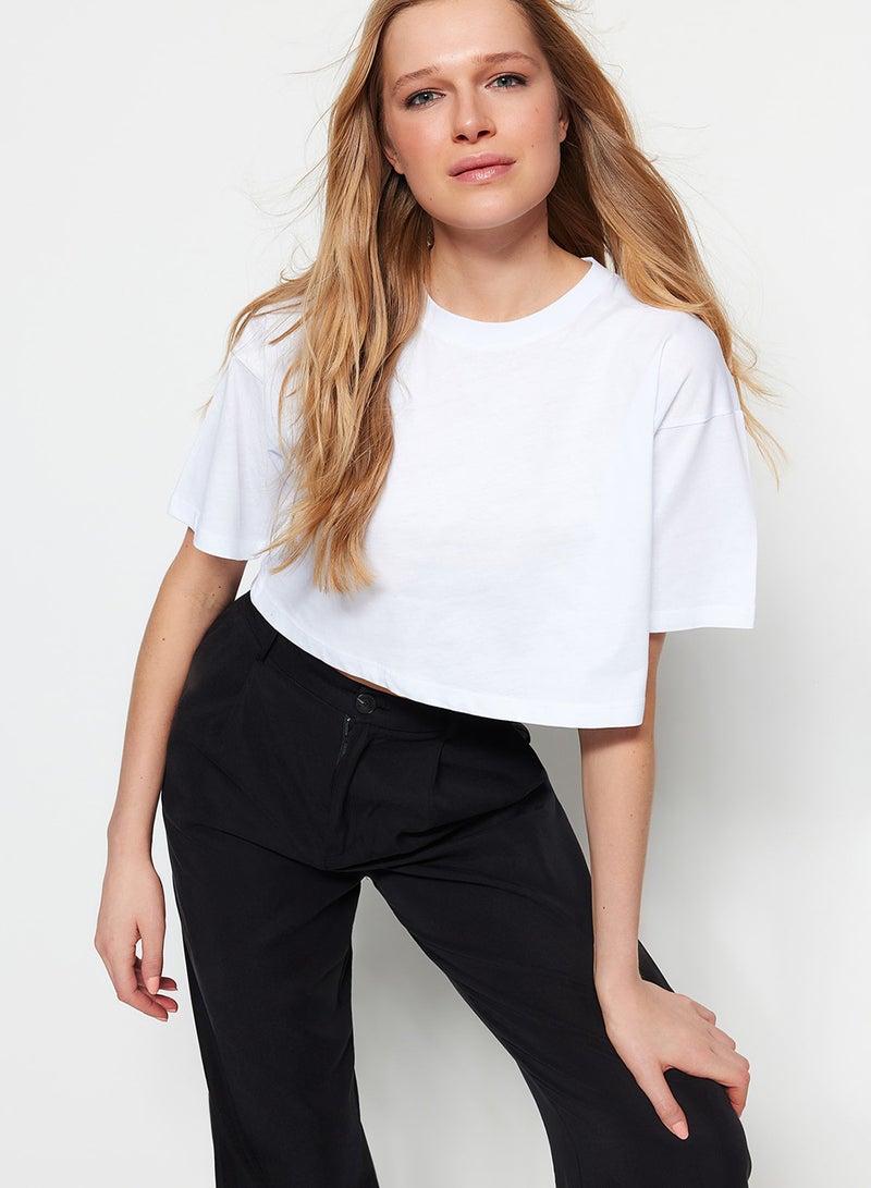 trendyol White 100% Thick Cotton Cropped Crew Neck Knitted T-Shirt Twoss23Ts00038 - Image 2