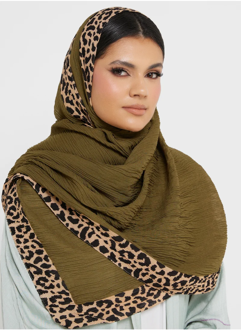 خزانة Leopard Print Long Hijab Scarf