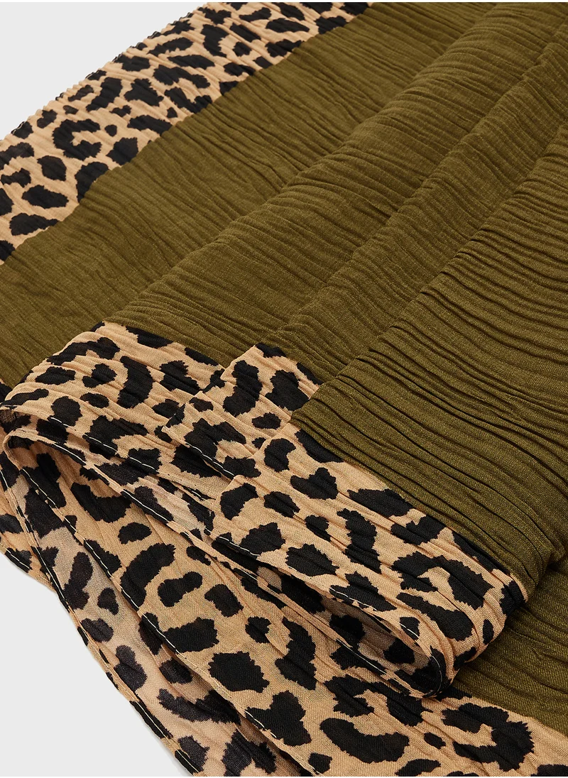 خزانة Leopard Print Long Hijab Scarf