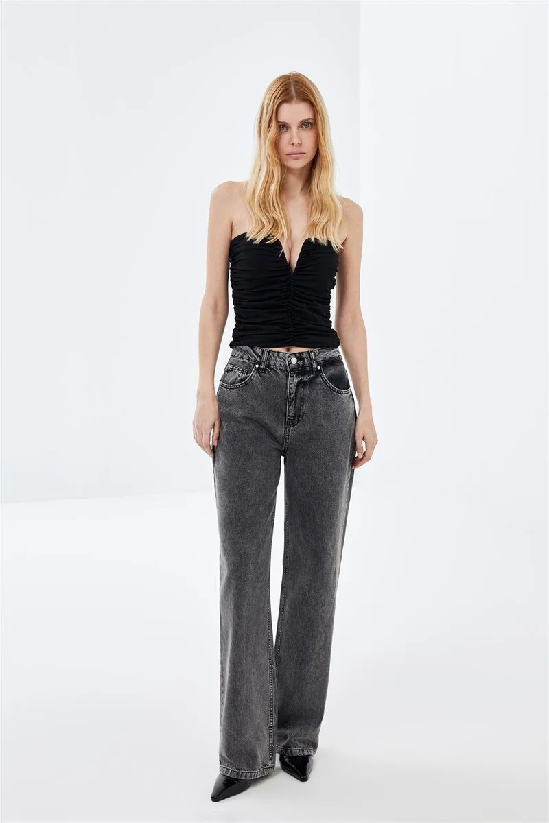Pieces Of Melon Black Strapless V Buckled Gathered Blouse