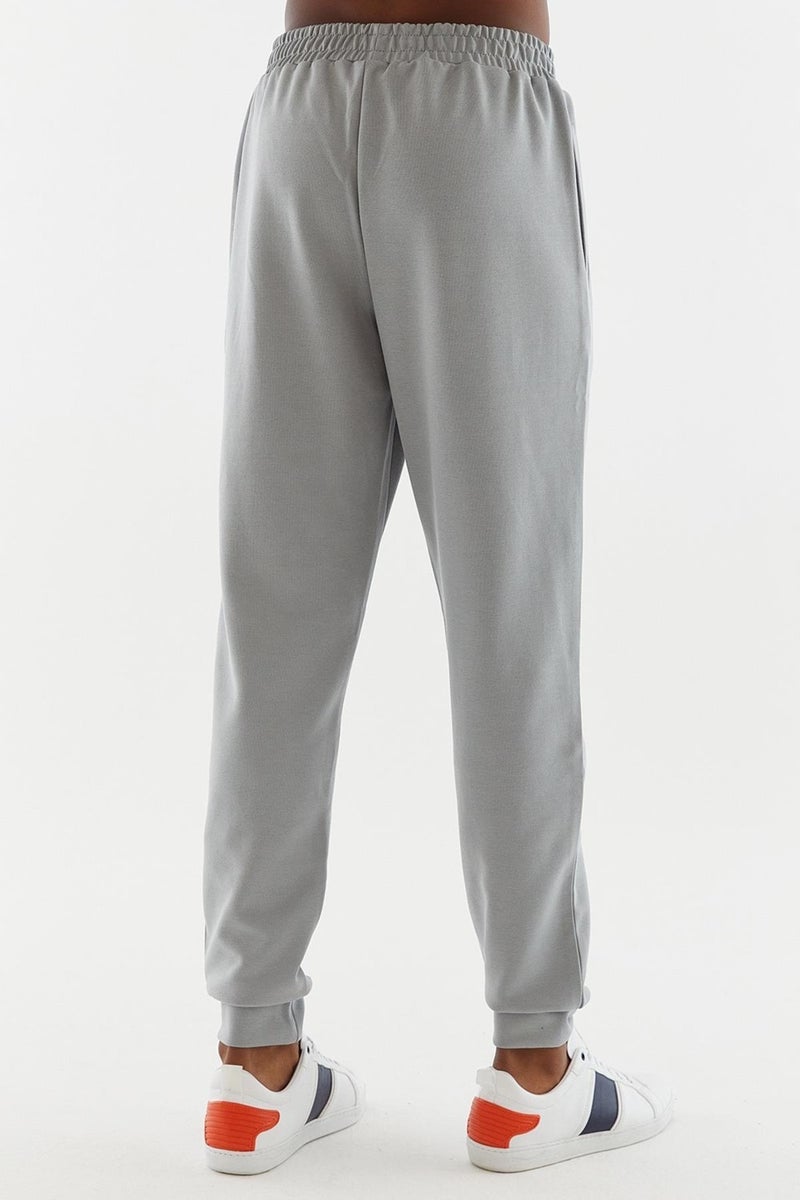 UNITED COLORS OF BENETTON Men's Jogger Pants  - Image 3