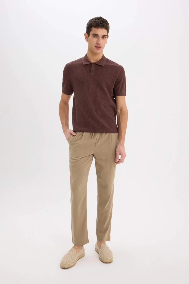 ديفاكتو Relax Fit Short Leg Linen Look Trousers