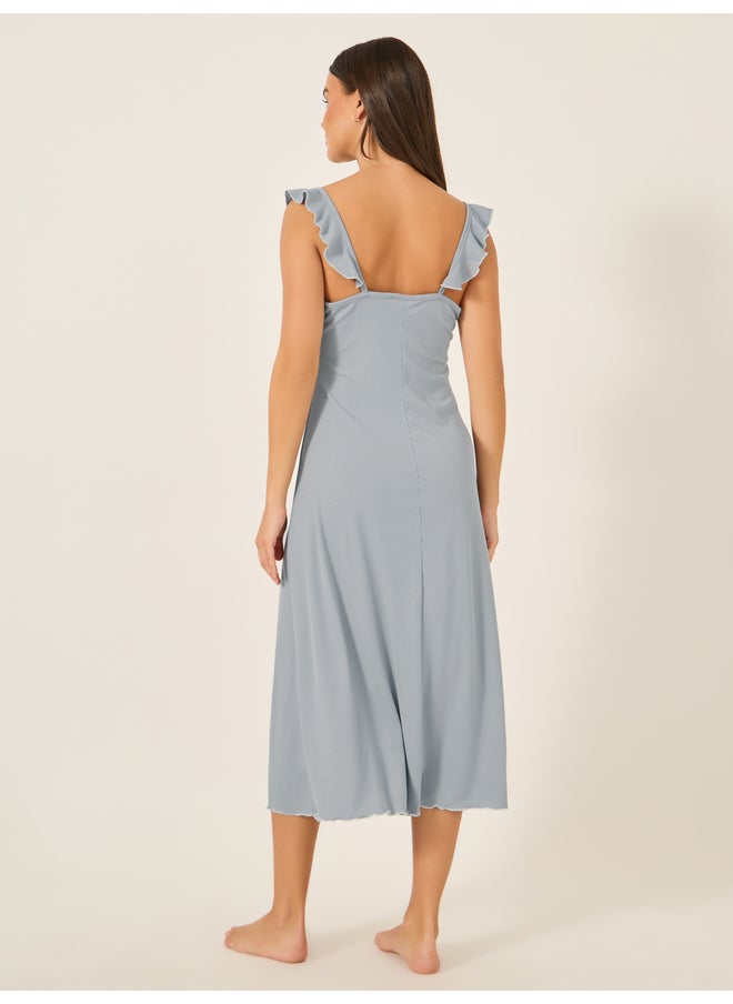 Styli Styli Unwind Lace Trim Lettuce Edge Plunge Neck Nightdress  - Image 4
