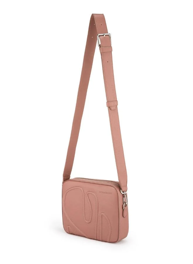 فيجانولوجي Maze Crossbody Bag in Pink Made from 11 Recycled Bottles