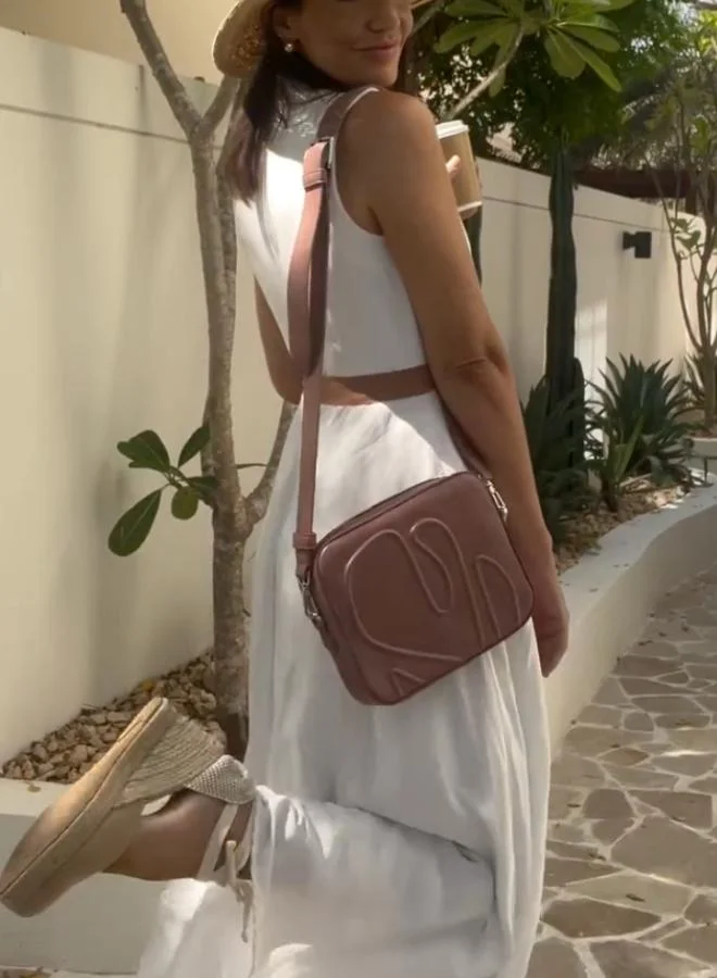 فيجانولوجي Maze Crossbody Bag in Pink Made from 11 Recycled Bottles