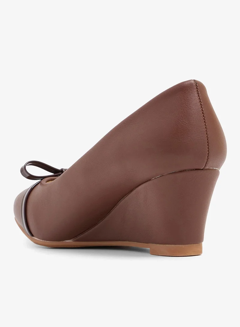 لوريان هيلي ري