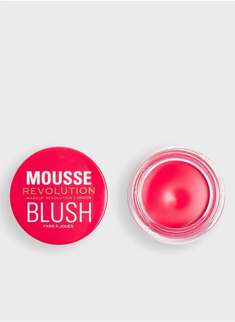 REVOLUTION Mousse Blusher Juicy Fuchsia Pink