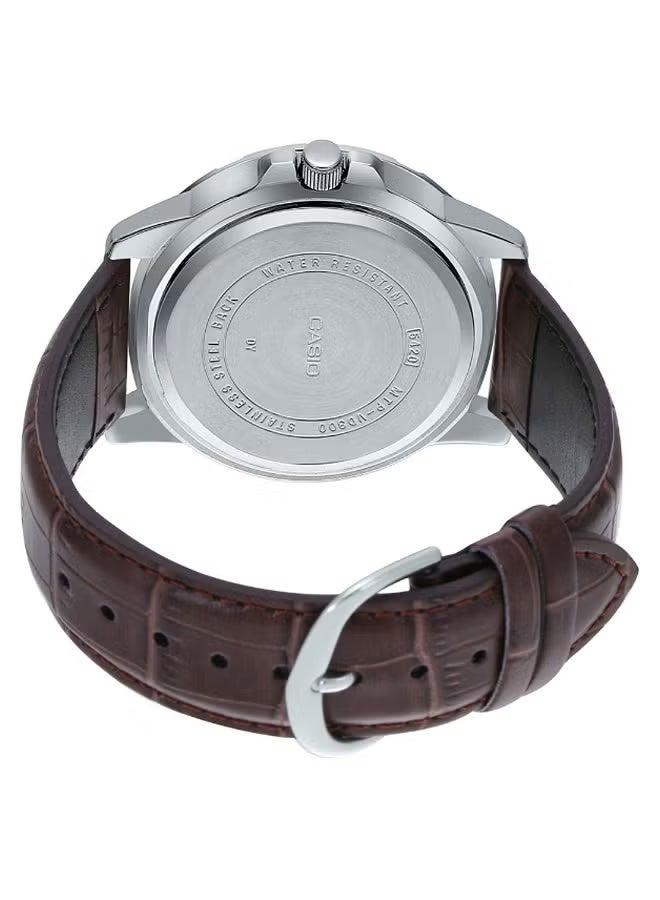 Casio MTP-VD300L-1EUDF Men’s Analog Quartz Multifunction Watch with Black Dial & Genuine Leather Strap – Day, Date & 24-Hour Sub-Dials – 50M Water Resistant Classic Casio Business & Casual Watch for Men - Image 4