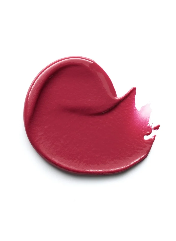 ايسنس Essence Heart Core Fruity Lip Balm 05