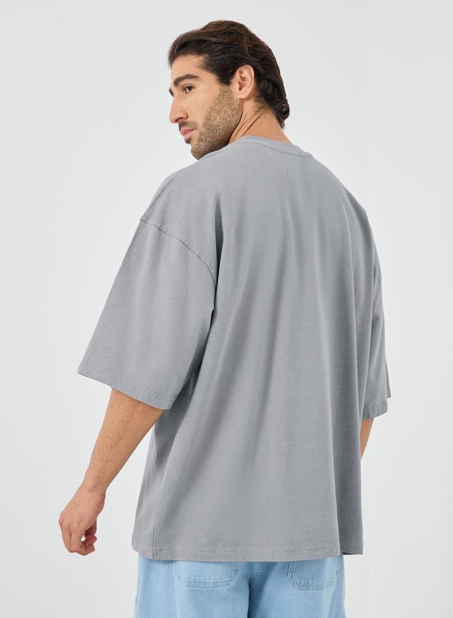 Styli Slogan Print Oversized T-Shirt with Chest Pocket Detail - Image 4