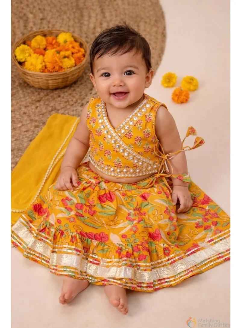 Matching Family Outfits Baby Girl Ethnic Lehenga Choli Set with Dupatta, Floral Printed Traditional Outfit, Sleeveless Choli, Festive Indian Wear for Weddings, Festivals, Photoshoots and Special Occasions