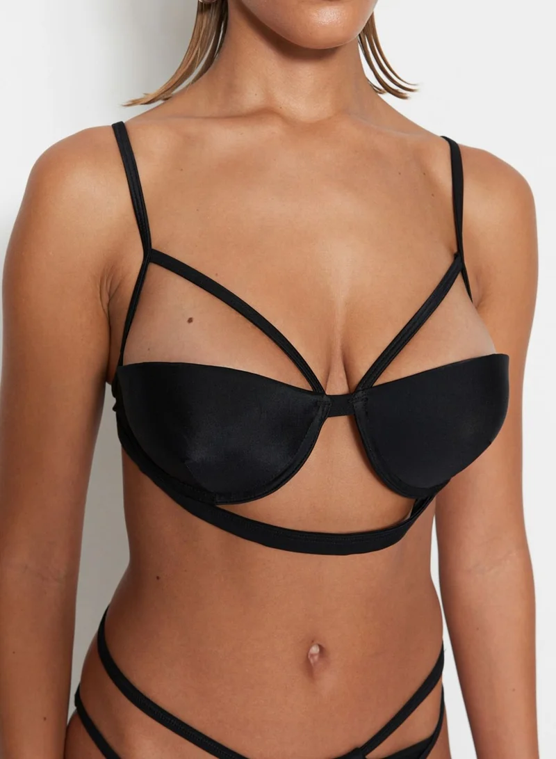 trendyol Piping Detail Bikini Top