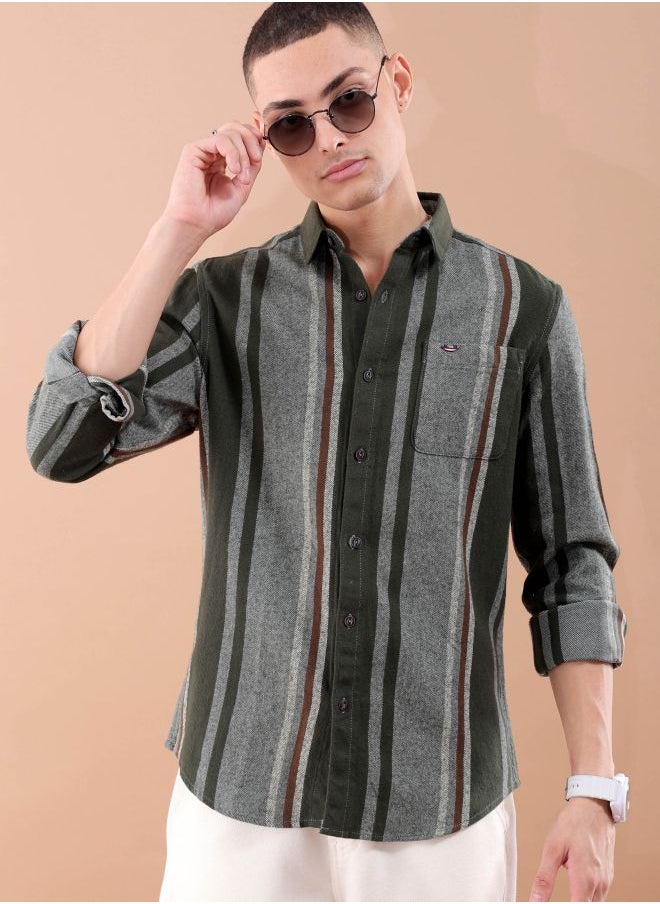 The Indian Garage Co Men Slim Fit Checkered Full Sleeves Cutaway Collar Casual Shirt  - Image 1