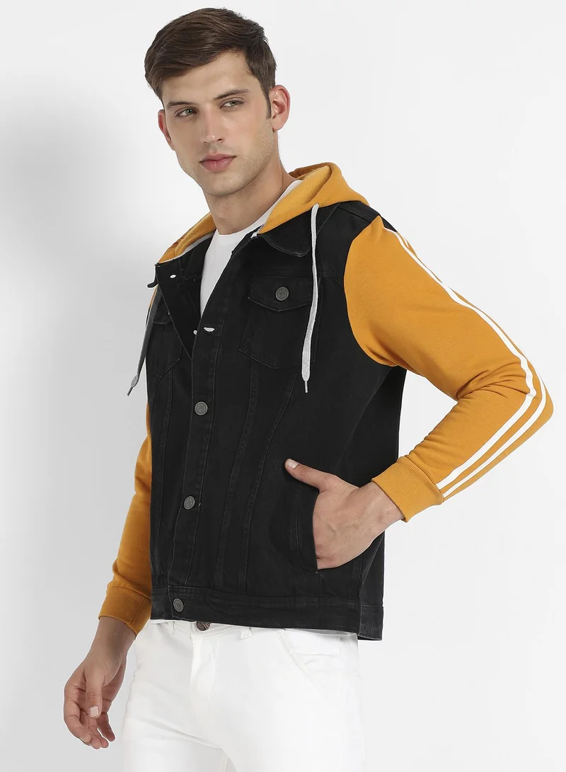 Campus Sutra Men's Blue & Mustard Yellow Medium-Wash Denim Jacket With Sweatshirt Sleeve