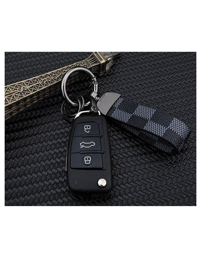 سلسلة مفاتيح سيارة من جلد البولي يوريثان باللون الرمادي المنقوش - حلقة دوارة 360 درجة من سبائك الزنك المعدنية، حامل مفاتيح عالمي للسيارة/المنزل/الحقيبة، حزام معصم مع مفك براغي - تصميم شبكي أنيق** - Image 2