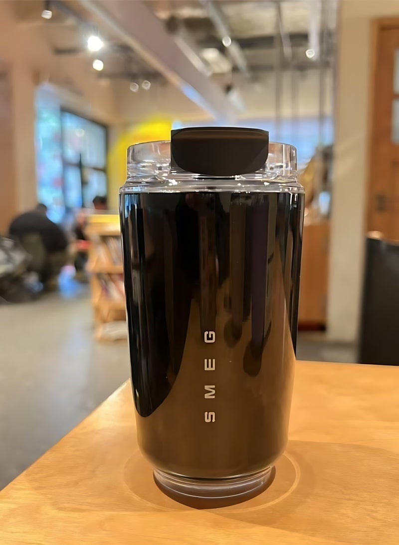 سميج كوب قهوة للسفر من Smeg، كوب معزول للمشروبات مع غطاء مضاد للتسرب، كوب قهوة طويل الأمد مع غطاء، ترمس قهوة للسفر (أسود) - Image 4