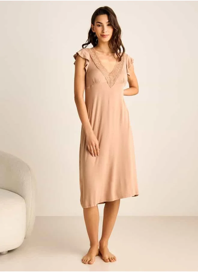 فاف Lace Detail Night Dress with V-neck and Short Sleeves