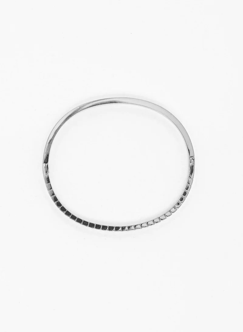 Lichi  Slim bracelet with ribbed texture for Women | Best Price UAE