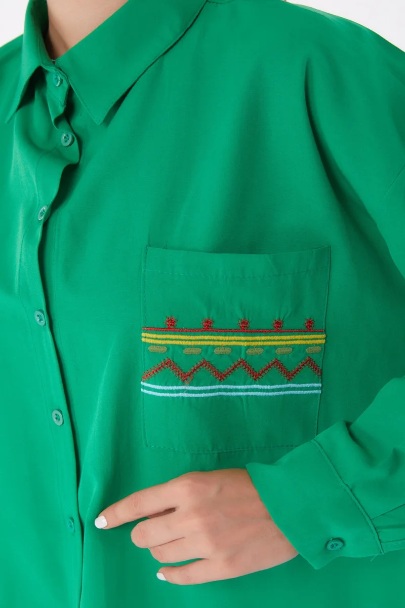 Tofisa Plain Shirt Collar Women's Green Pocket Embroidered Shirt - 13248