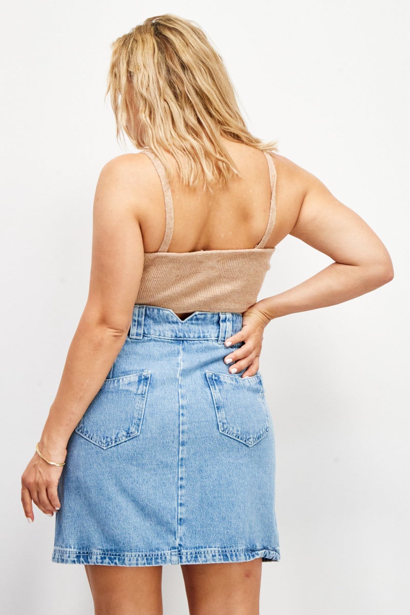 Asos Design Women V-Neck Sleeveless Textured Crop Top, Brown - Image 4