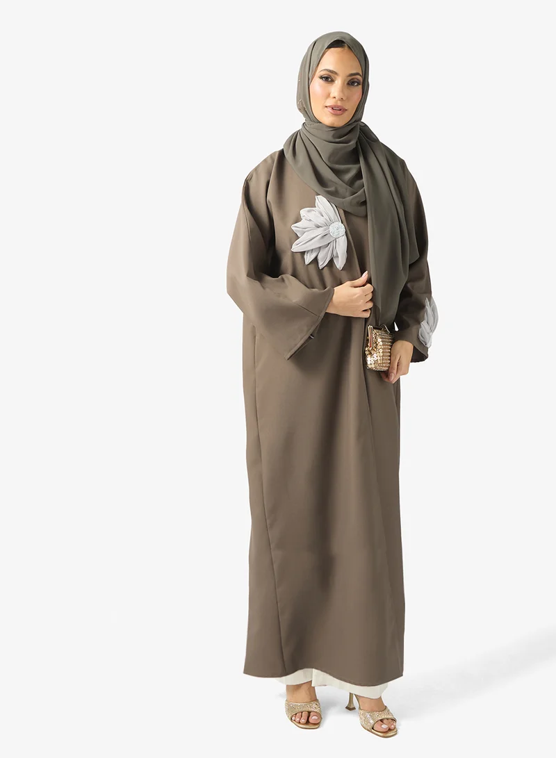 Khizana  Abaya With Floral Applique & Sheila for Women | Best Price UAE