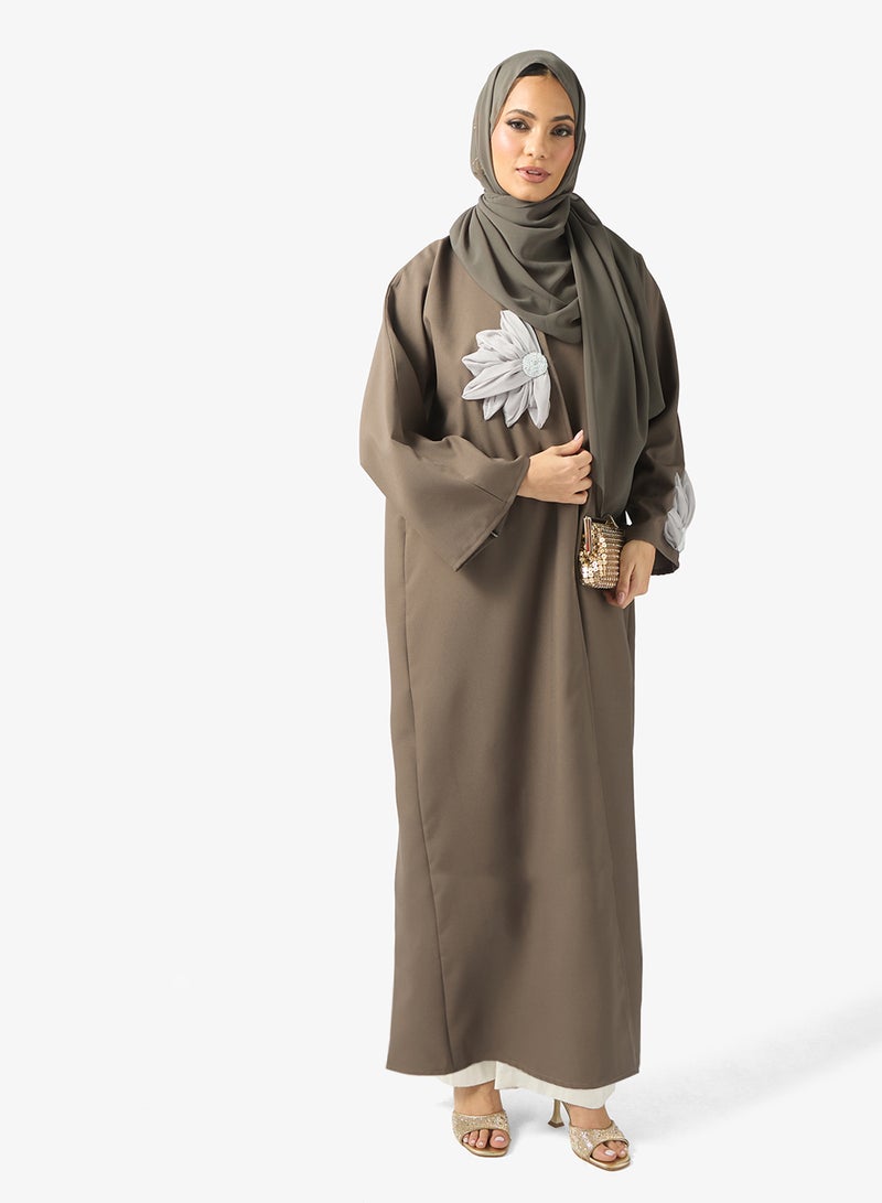 Khizana Abaya With Floral Applique & Sheila - Image 5