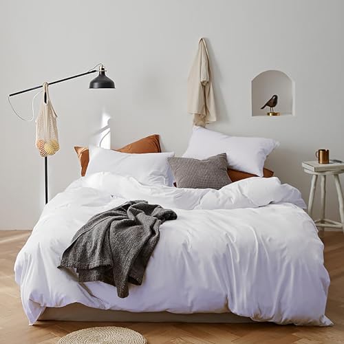 KAREVER White Fluffy Comforter Queen Women Soft White Bedding Men Durable Breathable Blanket Queen Lightweight Bed Comforter - Image 1