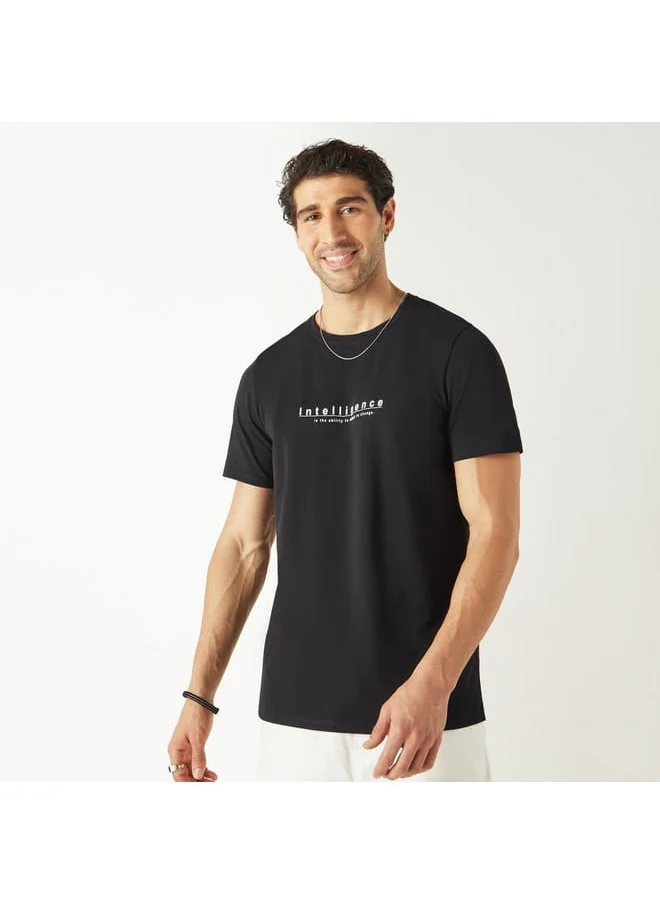 Iconic Iconic Typographic Print T-shirt with Short Sleeves