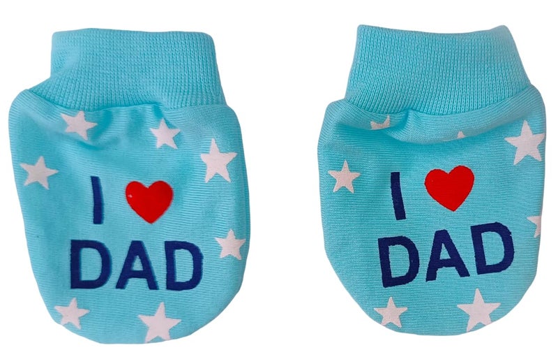 CUTEABLY Cotton Scratch Mittens And Booties for Baby Boys And Girls Newborn, 0-6 Months, Hand Gloves With socks, I Love Mom and Dad Print (pack of 2 Set) - Image 4