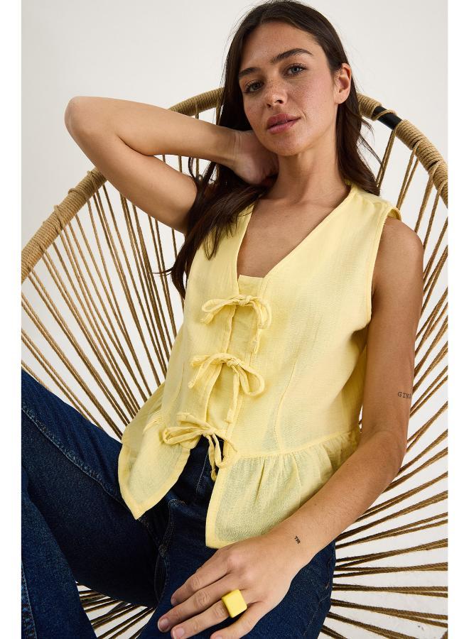 Ginger Bow Tie Up Detail Peplum Top - Image 4