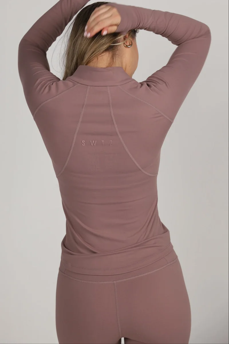 SWTZ Sculpted Form Fit Jacket